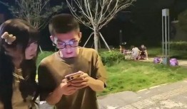 小星吃瓜,揭秘娱乐圈那些不为人知的幕后故事