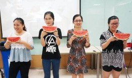 吃瓜大赛围裙图片,吃瓜大赛围裙风采大赏