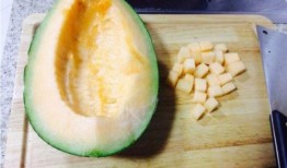 吃狗肉可以吃哈密瓜么,探寻异域美食的奇妙搭配