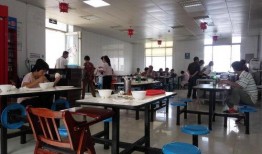 医院医生护士吃瓜,医生护士的日常“吃瓜”瞬间