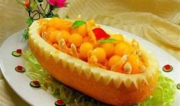 糖人吃黄金蜜瓜,甜蜜邂逅，尽享瓜香四溢