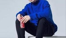 帅哥吃瓜直播间,帅哥吃瓜，揭秘娱乐圈幕后故事