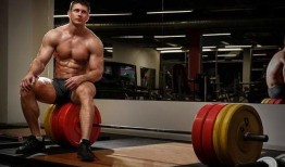 健身男约吃瓜,揭秘健身圈里的轻松时光