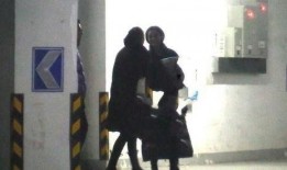 明星吃瓜人士照片,捕捉娱乐圈幕后花絮