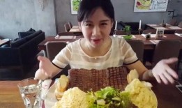 密子君吃瓜,瓜果飘香美食盛宴