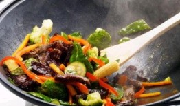 直播吃瓜炒菜视频,吃瓜炒菜，趣味烹饪一网打尽