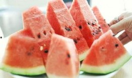 晚上吃瓜的好处,健康生活新选择