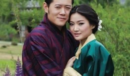 郡主吃瓜少女萌,吃瓜少女的奇幻成长之旅