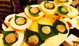 哈尔滨荣宝斋吃瓜,吃瓜群众的美食之旅