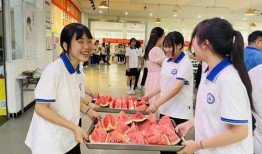 吃瓜榜单学生校园,揭秘吃瓜榜单背后的学生生活