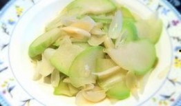 佛手瓜能和百合一起吃吗,佛手瓜与百合的食用搭配探讨