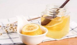 瓜儿沉浸式吃蜂蜜,一场与瓜儿的甜蜜邂逅